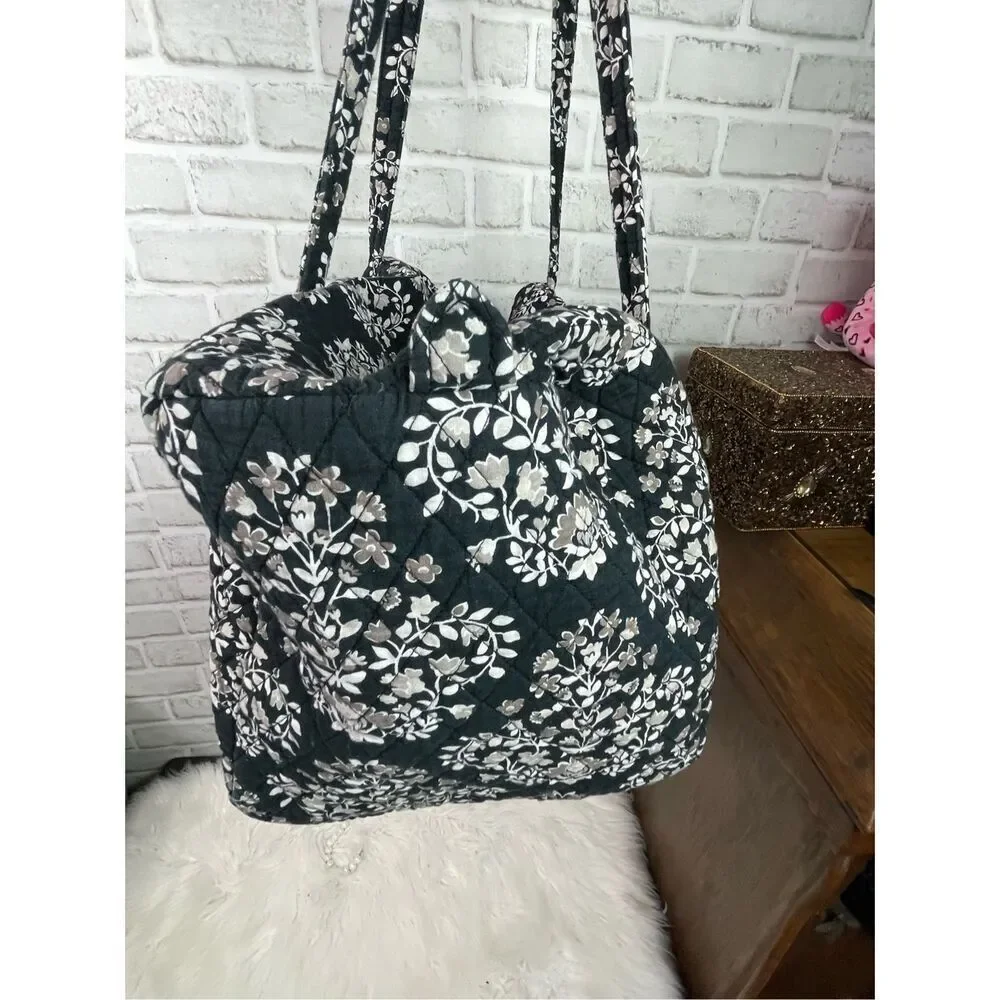Vera Bradley Large Traveler Duffel Chandelier Noir Black Floral Retired